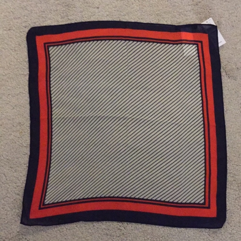 Banana Republic silk like scarf